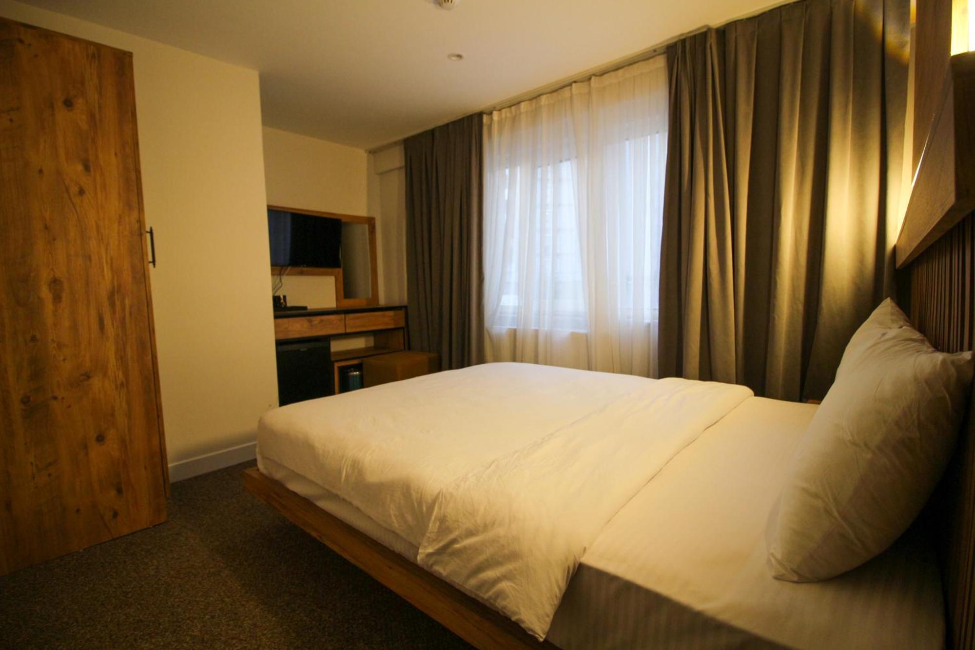 Kaya Hotel Saw Istanbul Exteriör bild